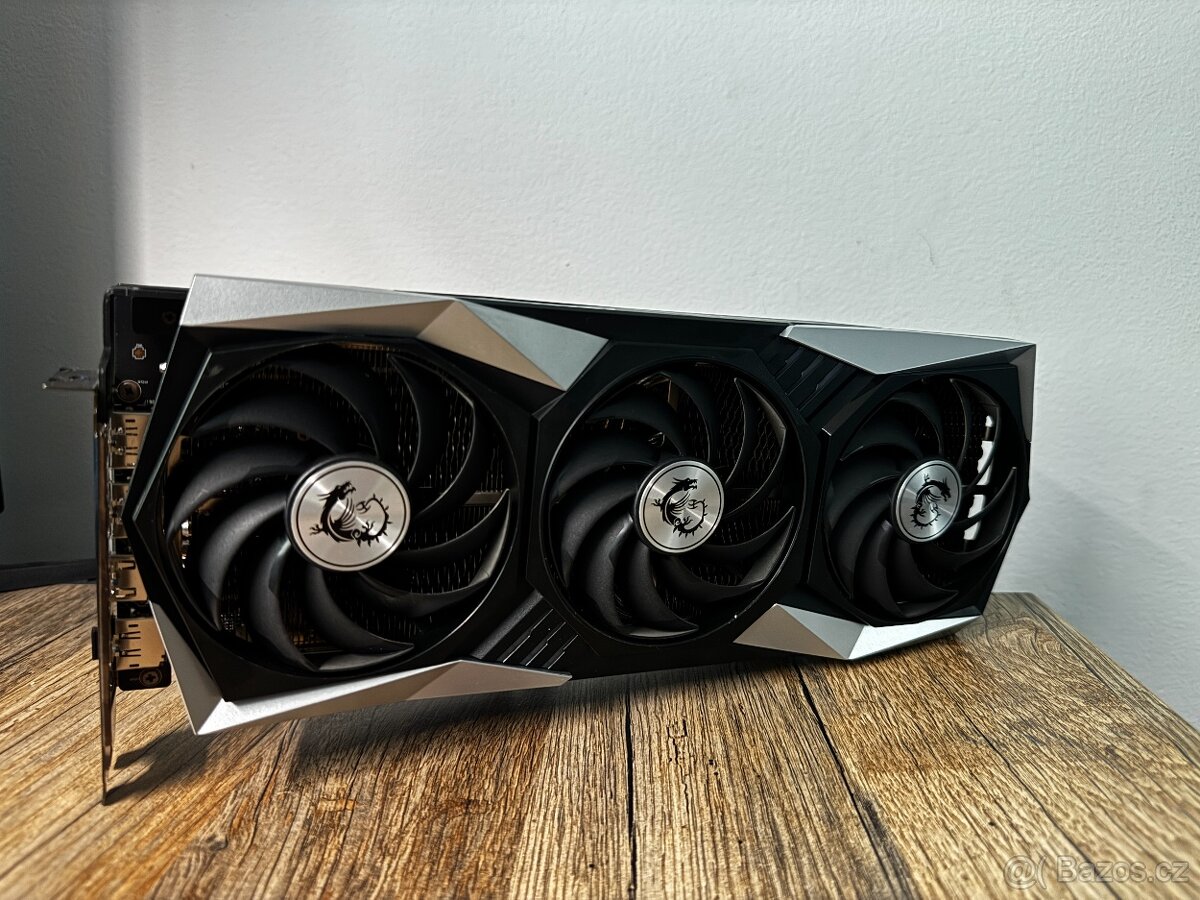 Radeon RX 6750XT Gaming X Trio 12GB