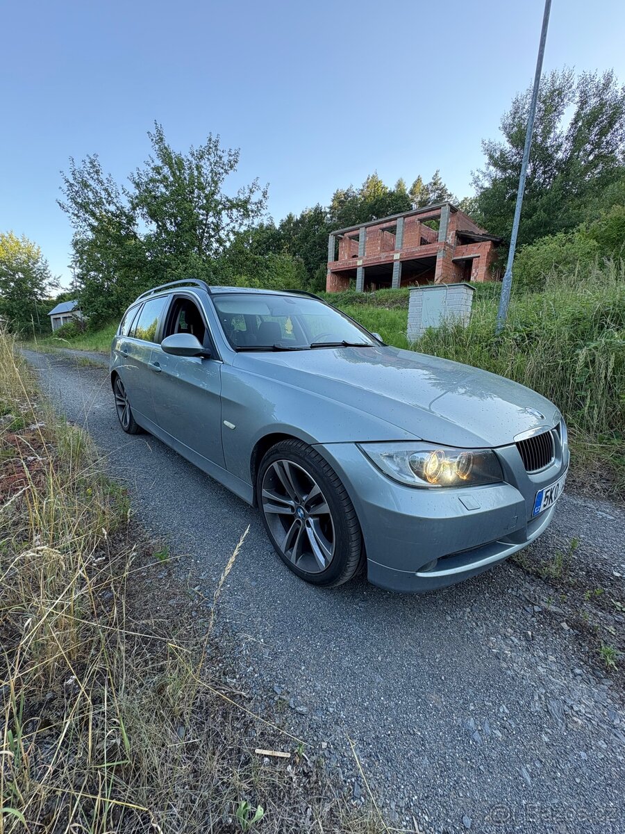 BMW e91 325i 160kw