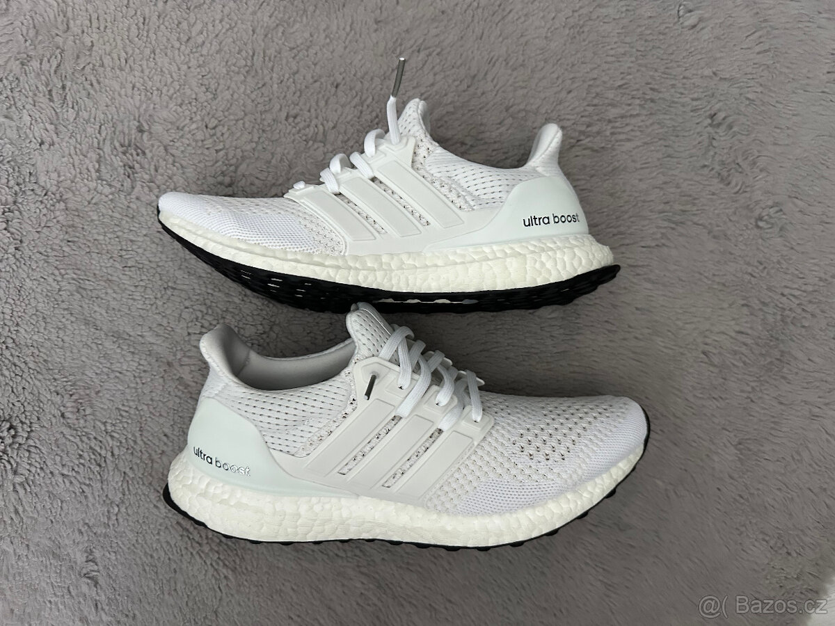 Nové Adidas Ultraboost 1.0 White / Silver Logo