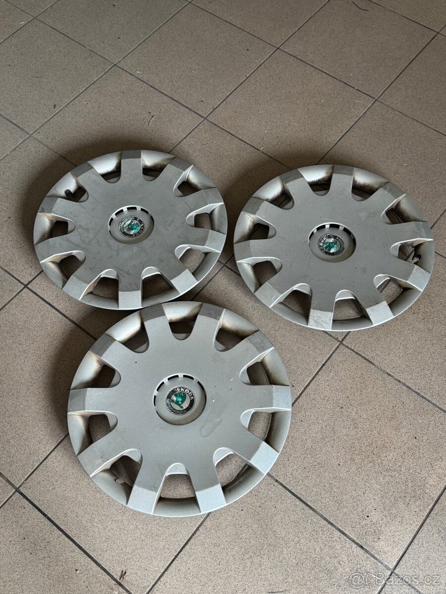 Kryty kol 15 Škoda