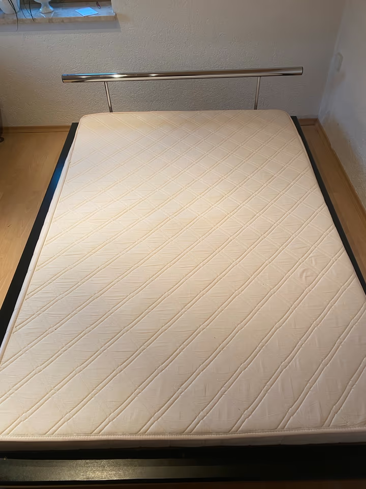 Prodám defakto novou matraci 140x200