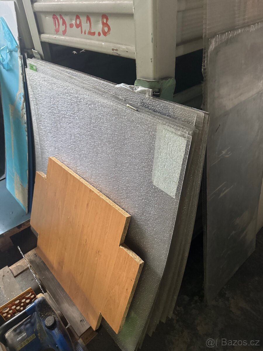 Polykarbonát , plexisklo