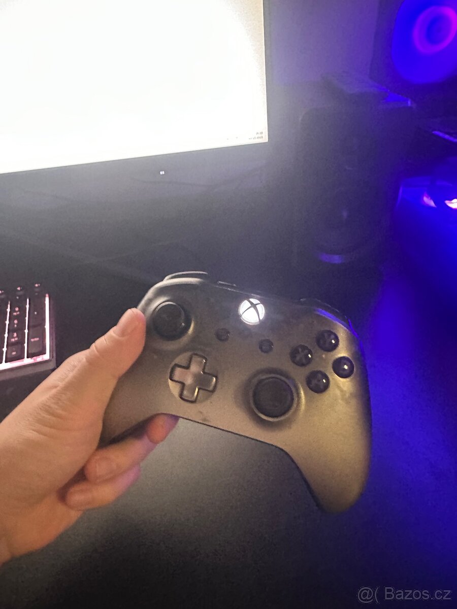 Ovladač na Xbox One