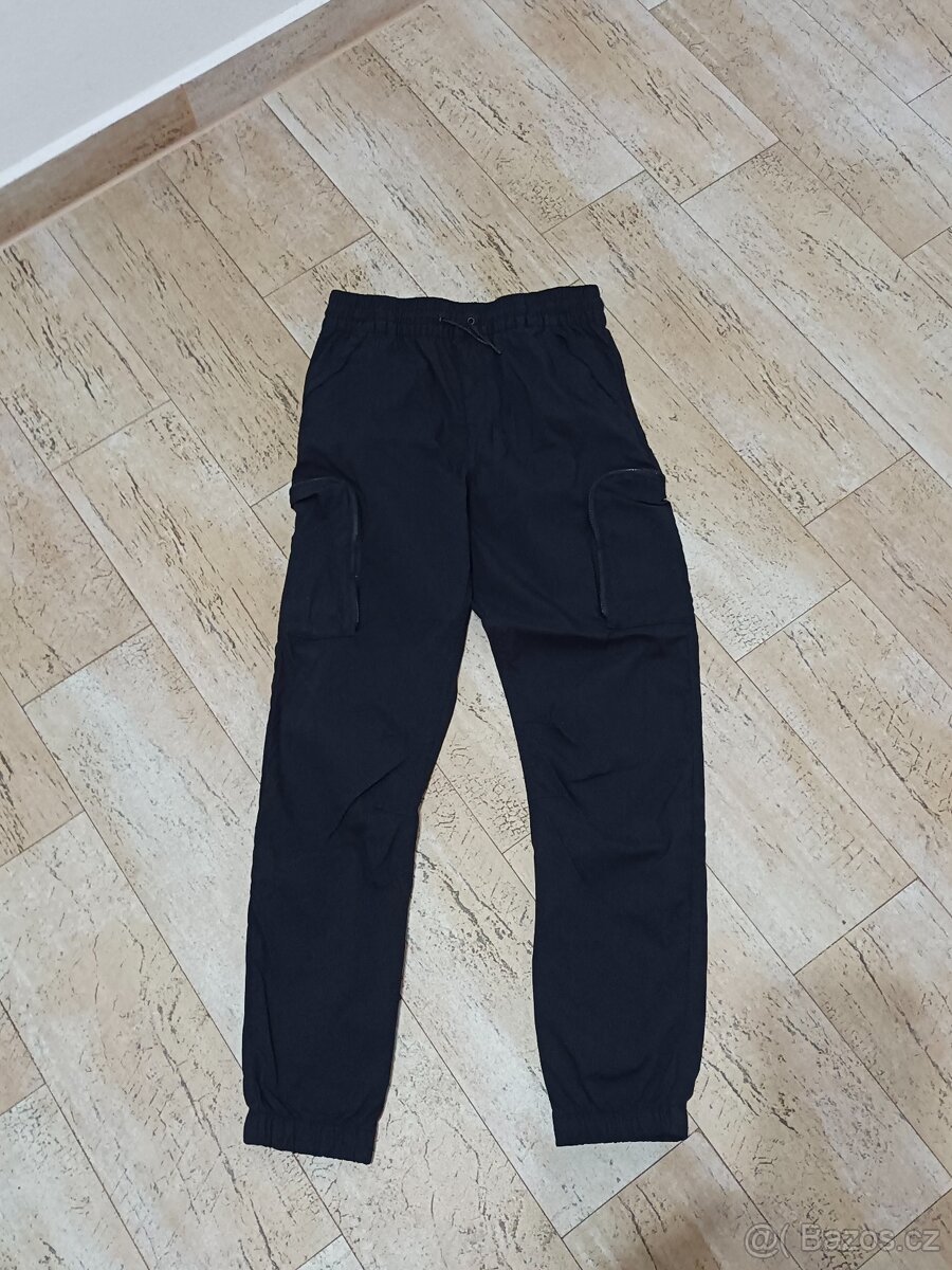 Chlapecké sportovní kalhoty, vel. 146/152, NOVÉ