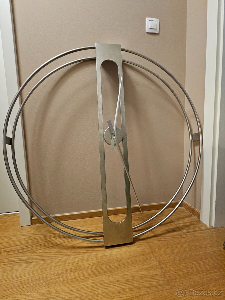 Nástěnné hodiny Kare Design