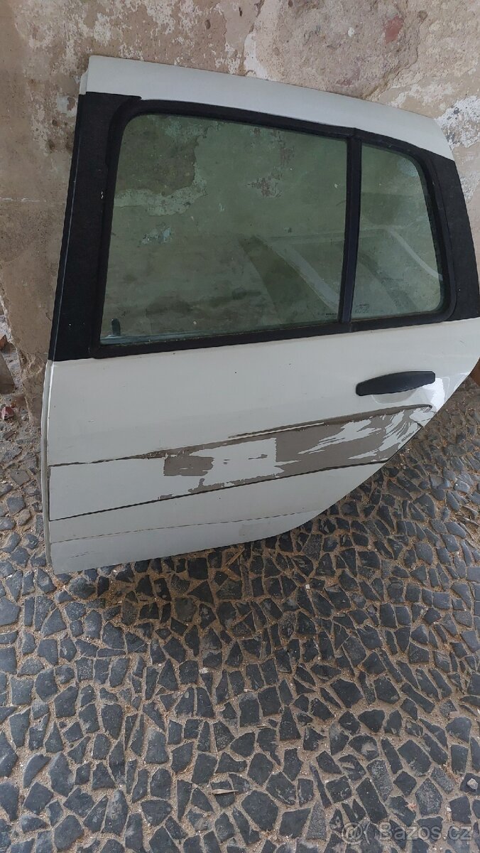 Renault thalia 2 leve zadni dvere