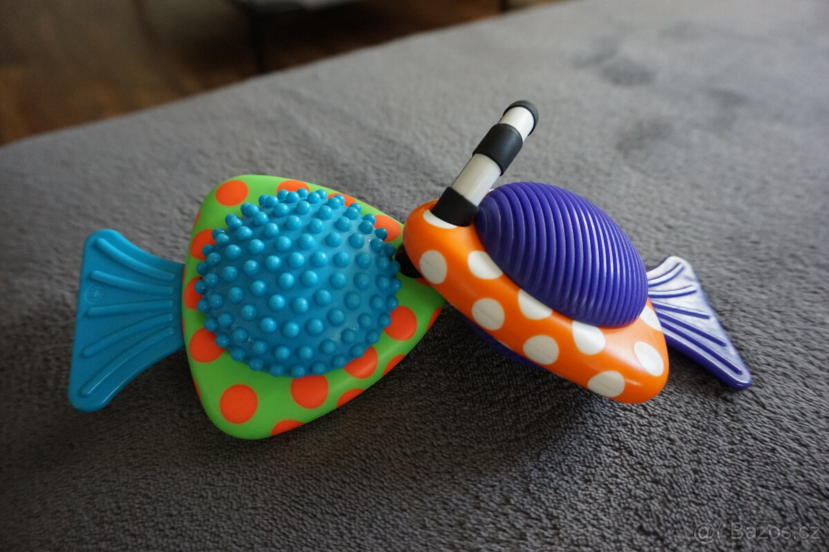 Pískací rybičky na kočárek