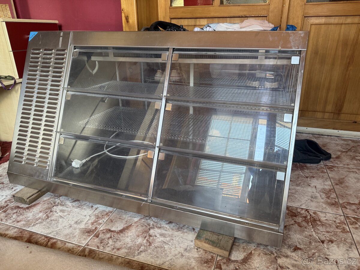 Chladící vitrína