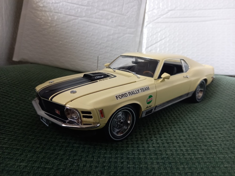 Prodám Ford Mustang Mach 1 - 1:18 -Highway61-nový,limitovaný
