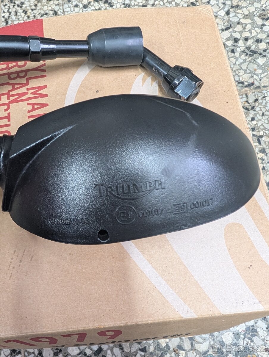 Triumph speed triple 1050