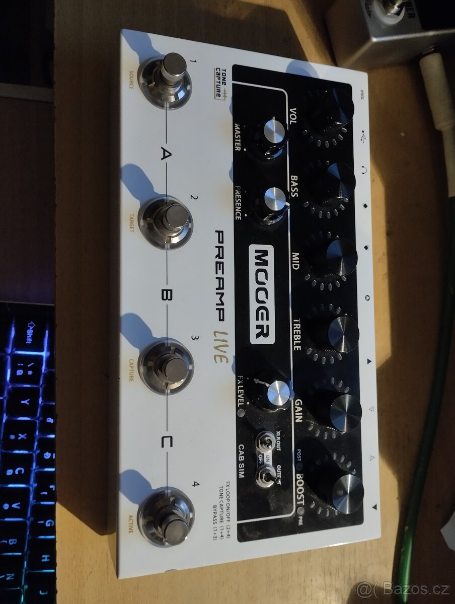 Mooer Preamp Live