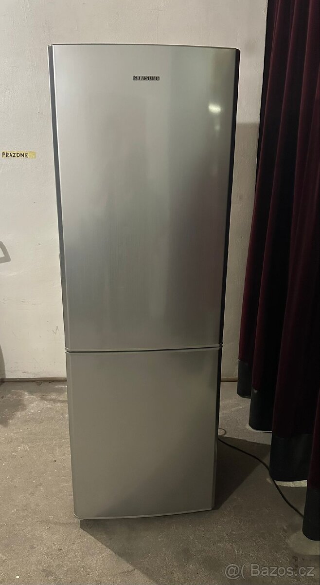 No Frost lednice Samsung 175cm