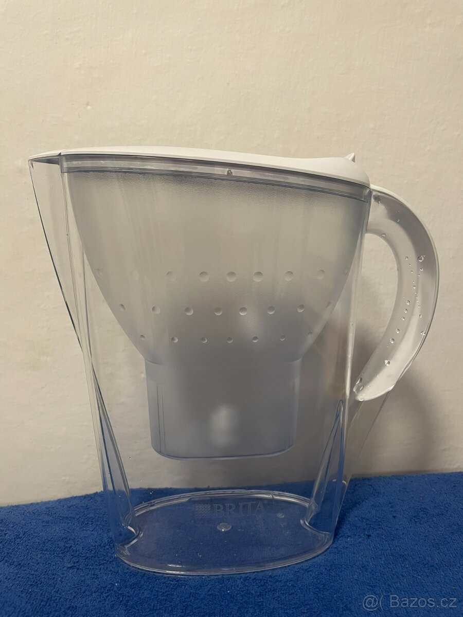 Konvice Brita + dva filtry