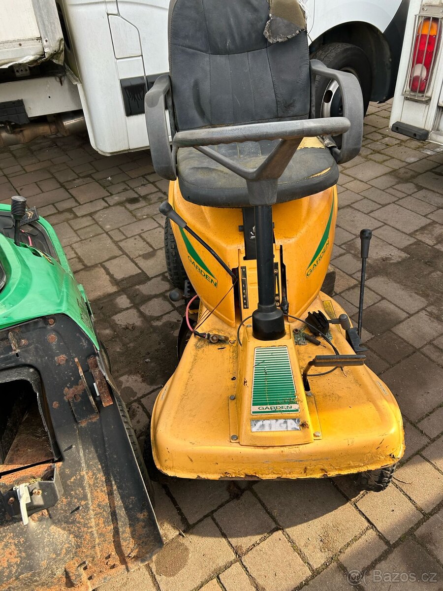 Zahradní traktůrek/sekačka Stiga 10,5 HP BaS