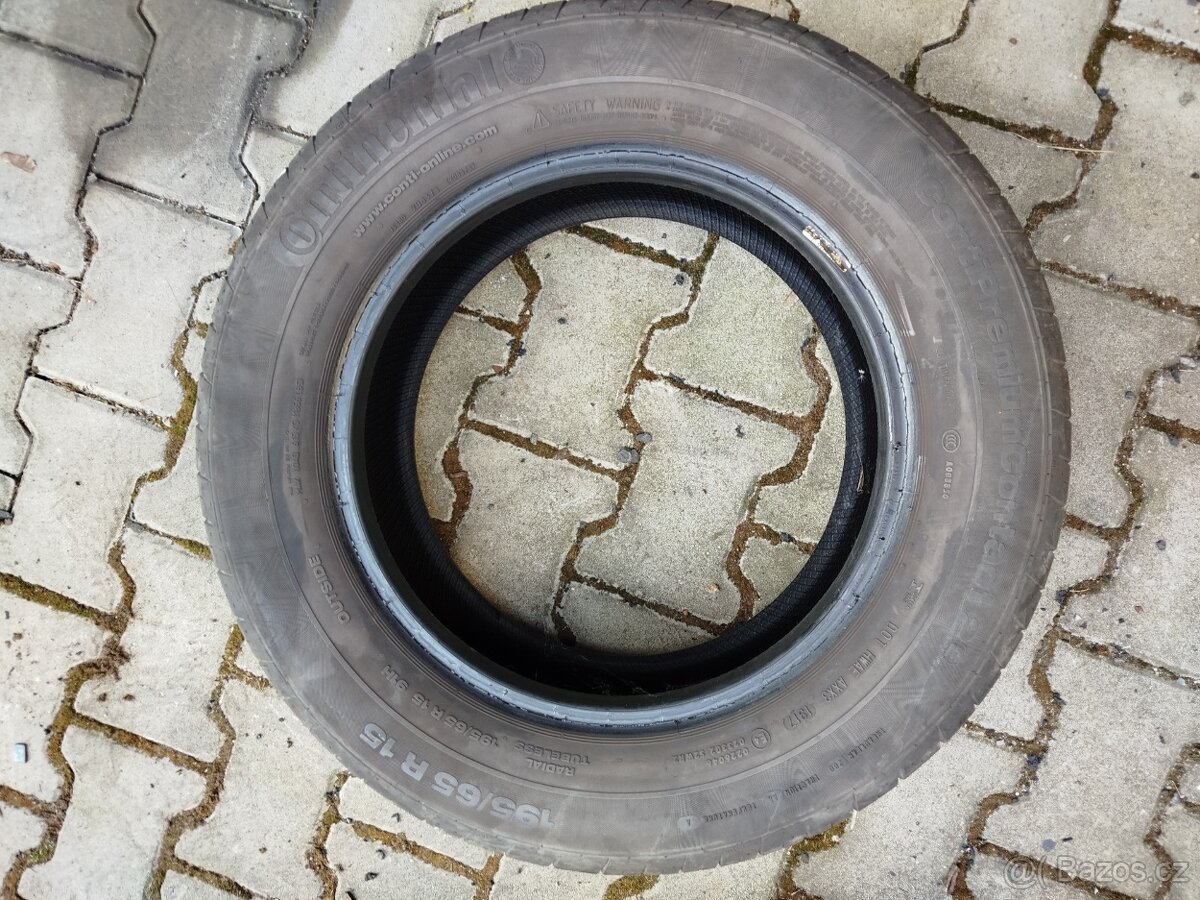 Sada pneu 195/65 R15