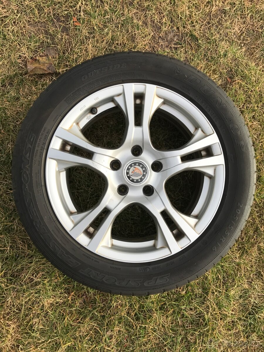 Opel Zafíra – letní kola 215/55 R16