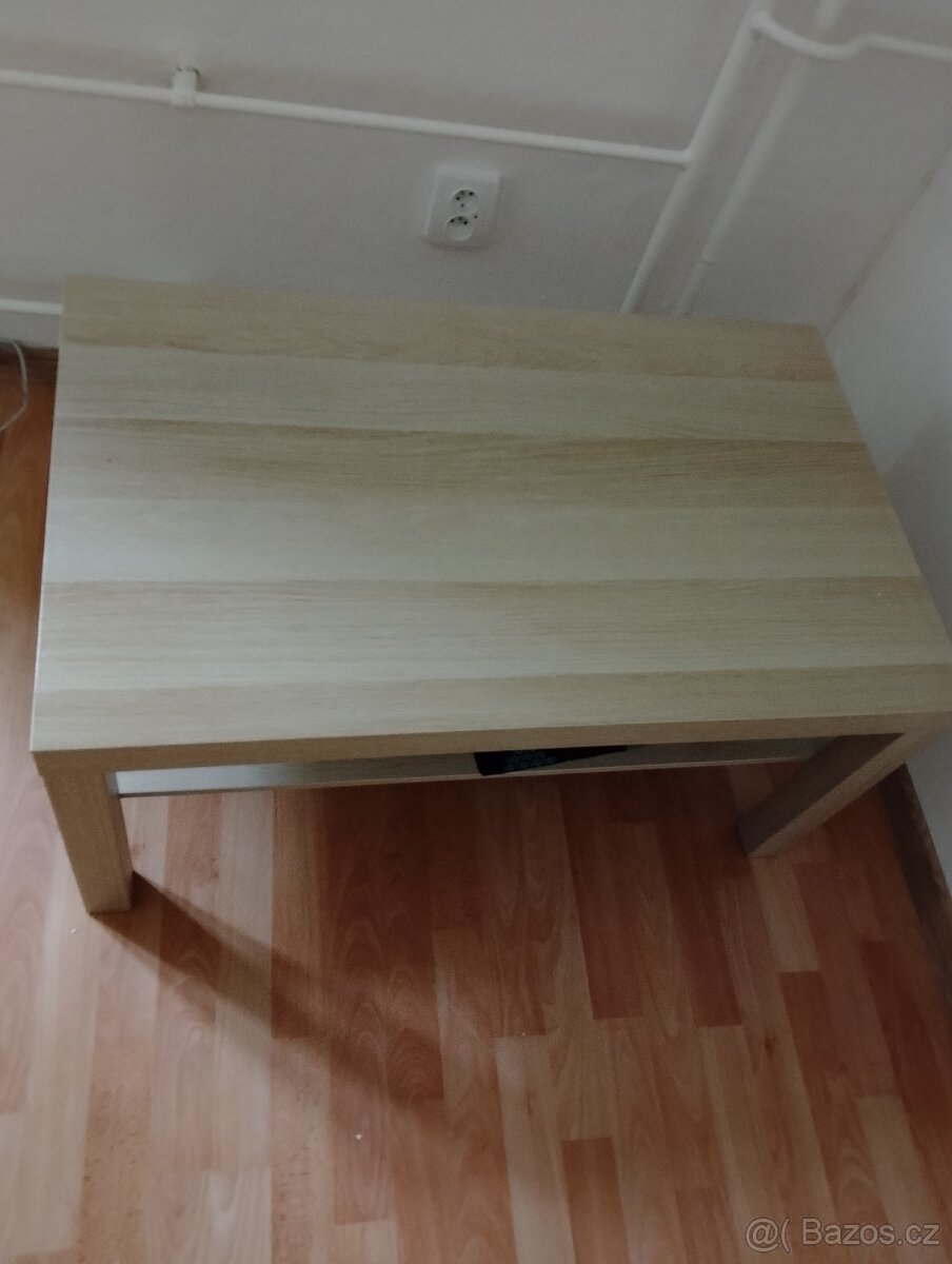 Konferenční stůl