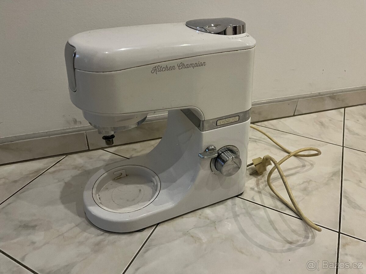 Kuchyňský robot SENCOR STM 6350WM