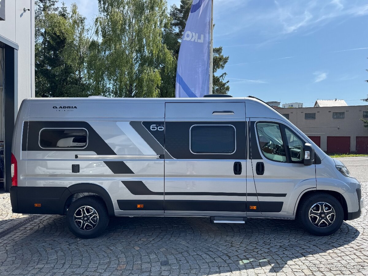 ADRIA TWIN EDICE 60Y, 180 PS, Automat 8st., obytná vestavba