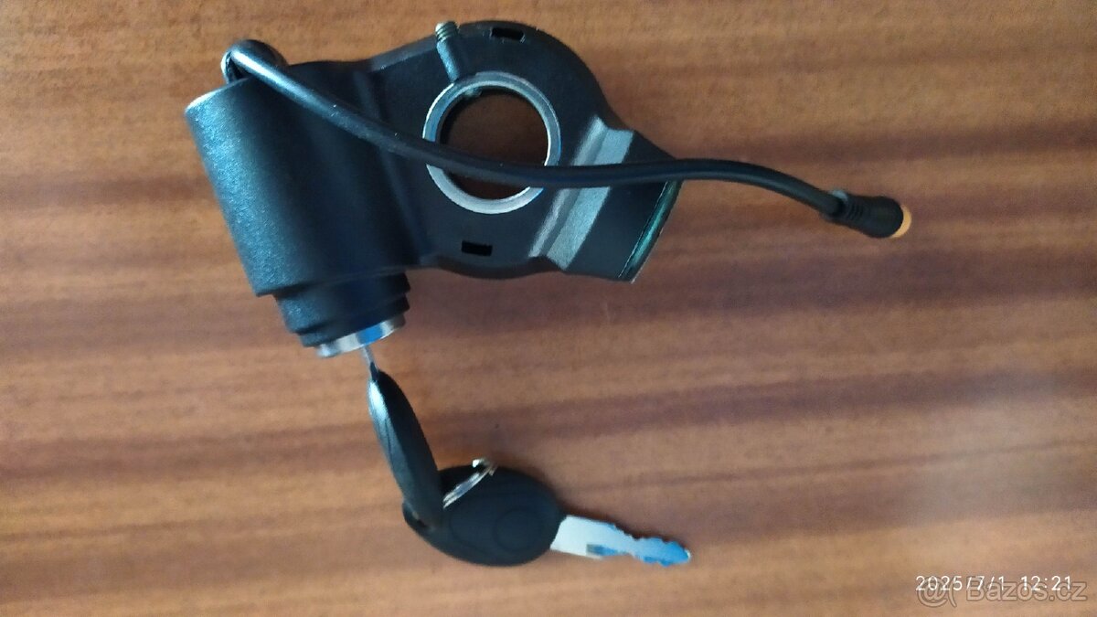 Zámek na elektrokoloběžku