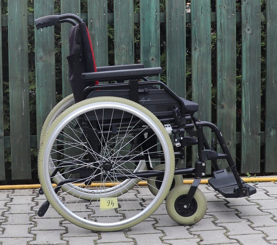 046-Mechanický invalidní vozík ViteaCare