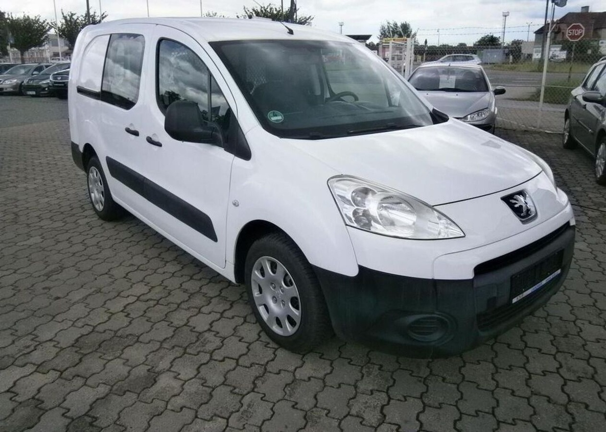 Peugeot Partner 1.6HDi Long,1.maj.3 místa,klim nafta 66 kw