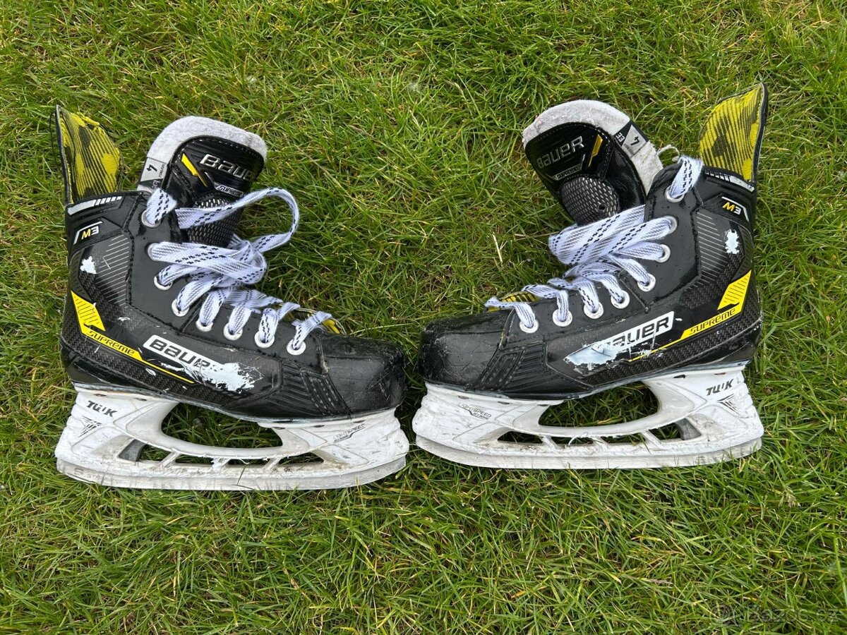 Brusle Bauer Supreme M3 JR 4,0