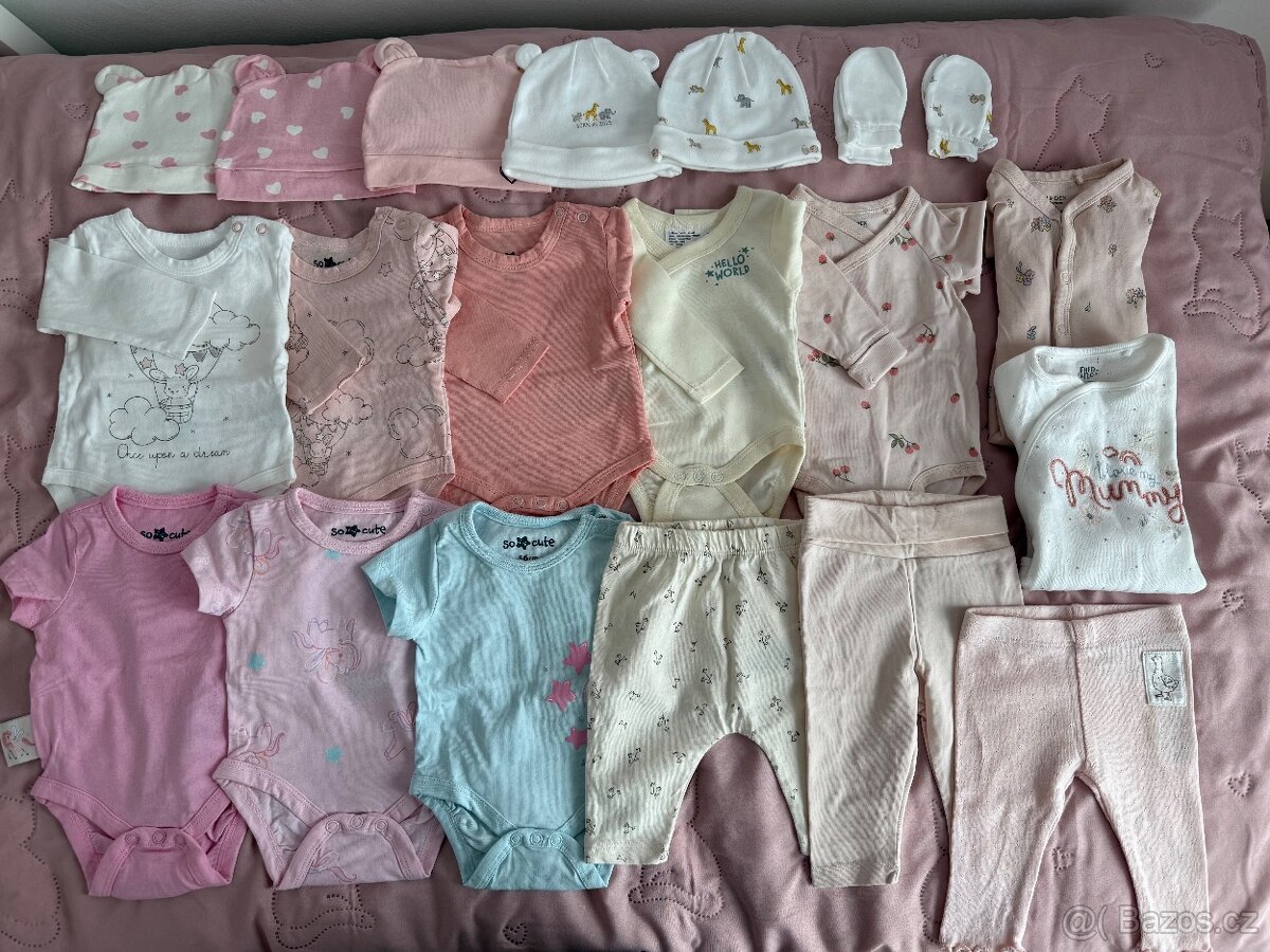Set oblečení pro holčičku velikost 56