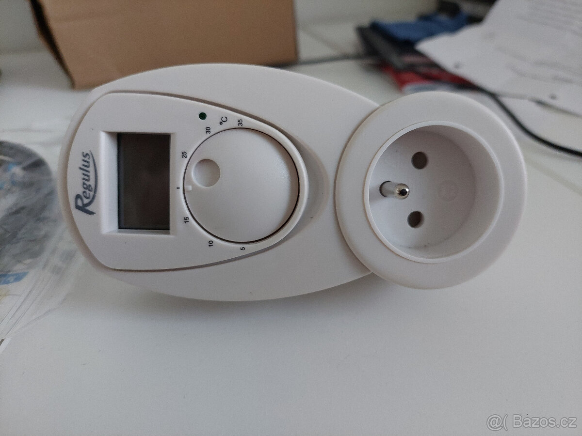 Termostat TZ33 do zásuvky 2ks