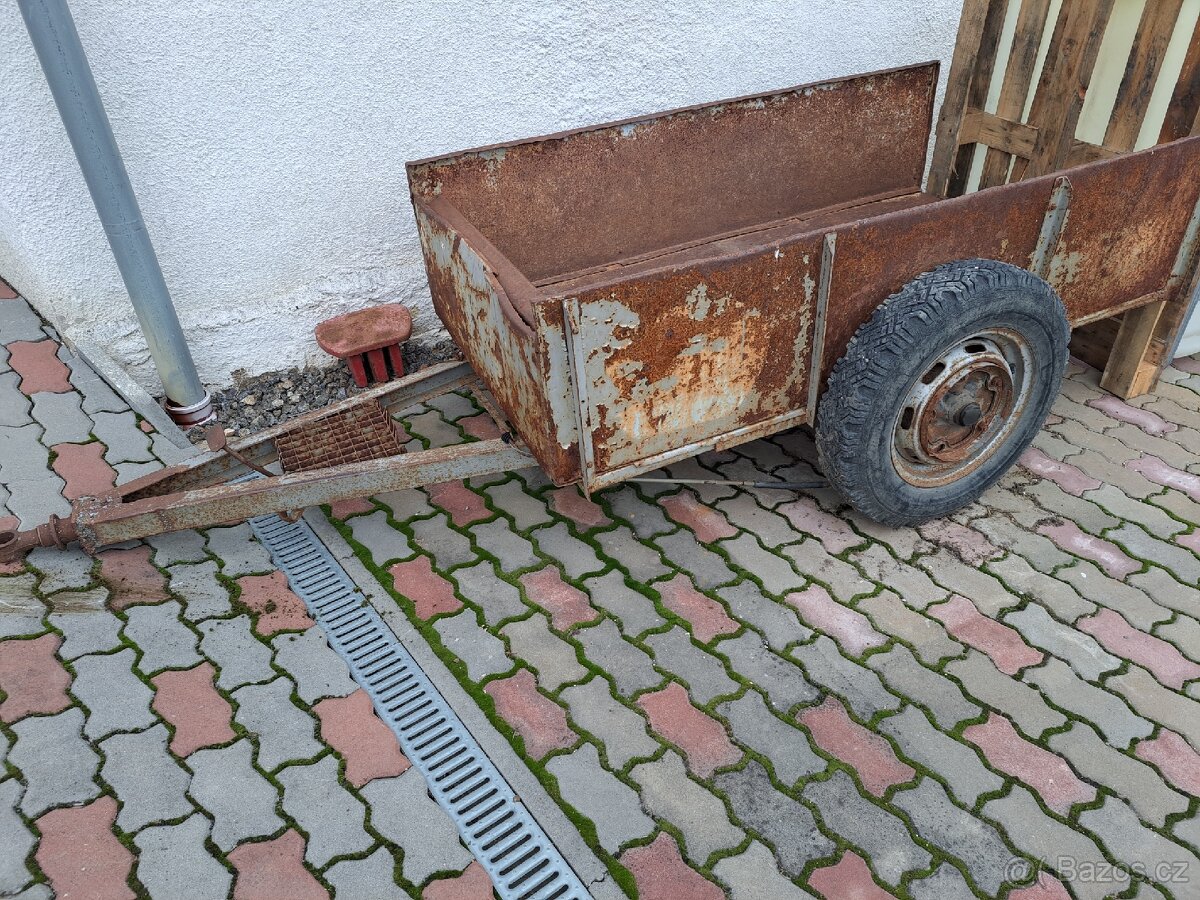 vlek k malotraktoru