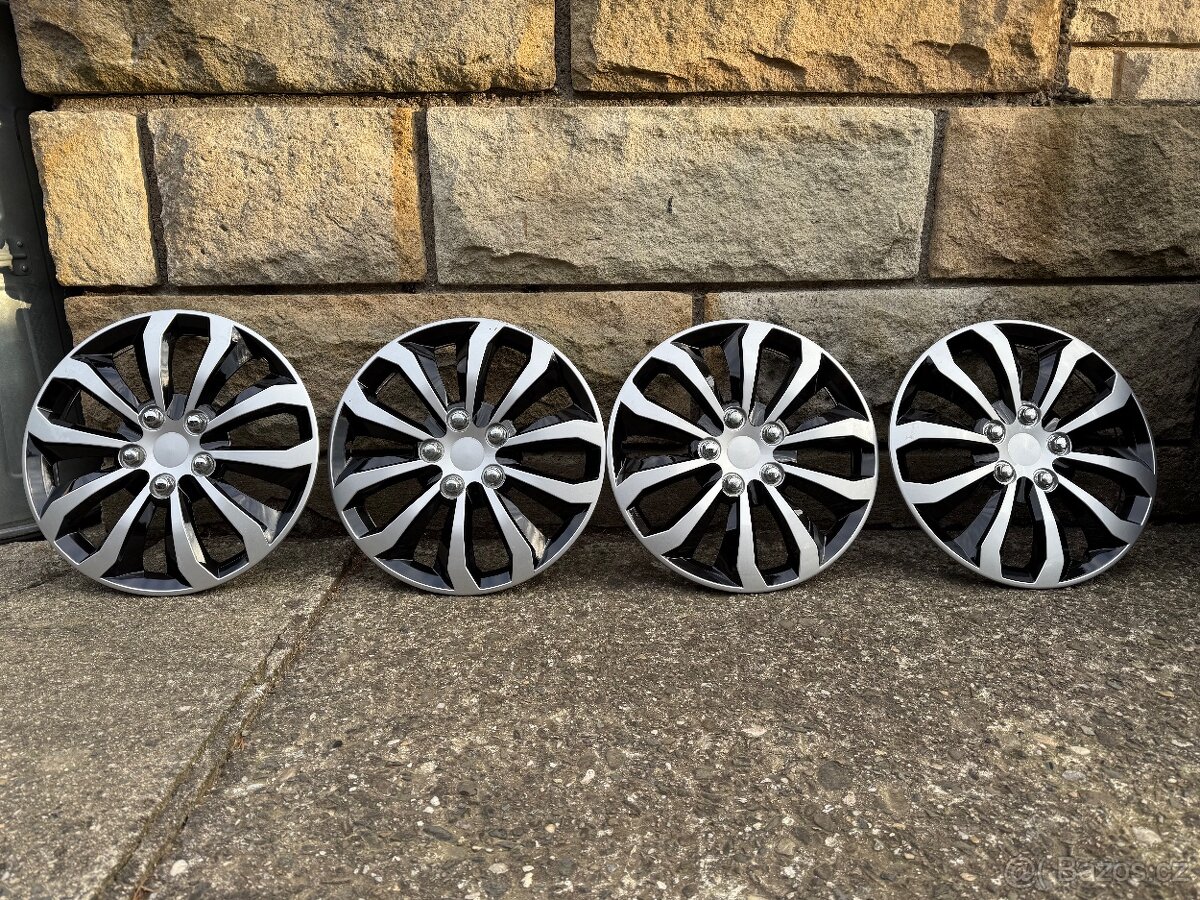 Plechové disky se zimními pneu 195/65 R15