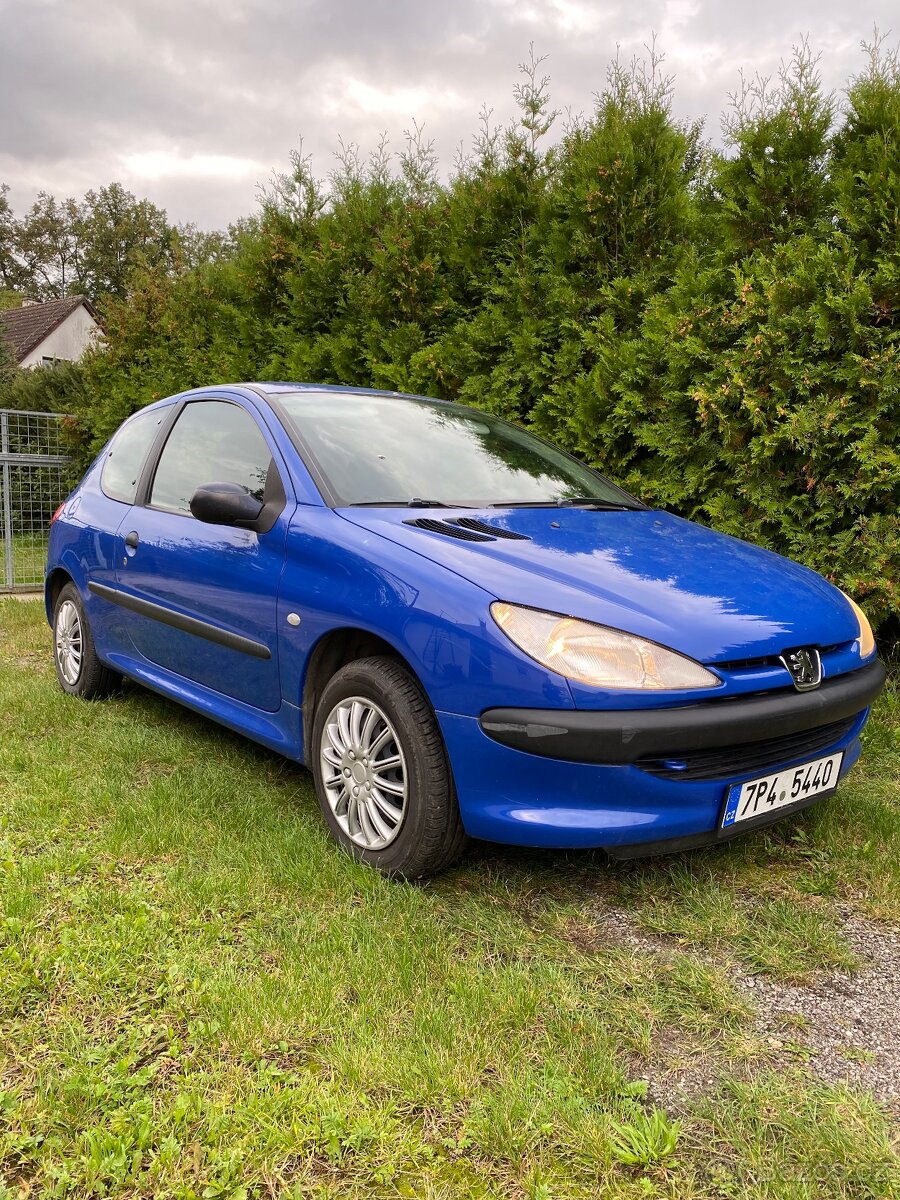 Prodám Peugeot 307 SW 2.0 HDI 79kw,rok 2004,STK 06/2026,Euro