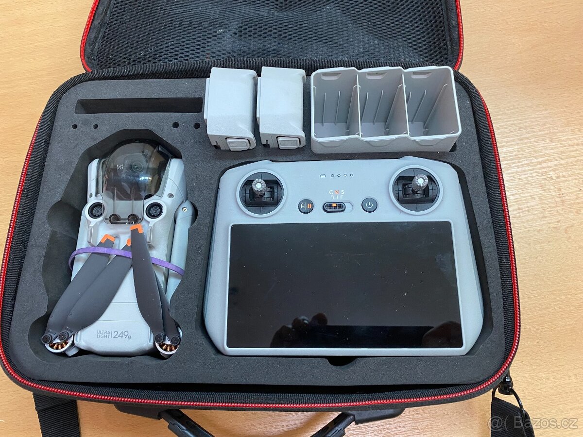 dron DJI mini 3 Pro Fly More Combo