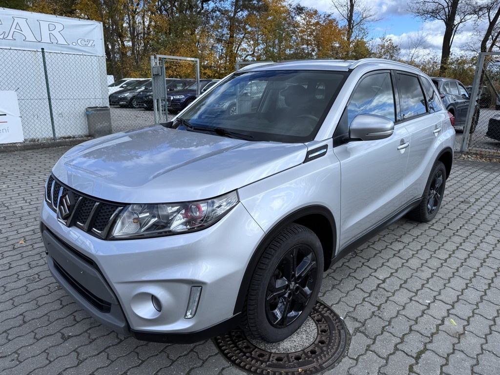 Suzuki Vitara, 1.4i 103 kW 4x4, navi. serviska
