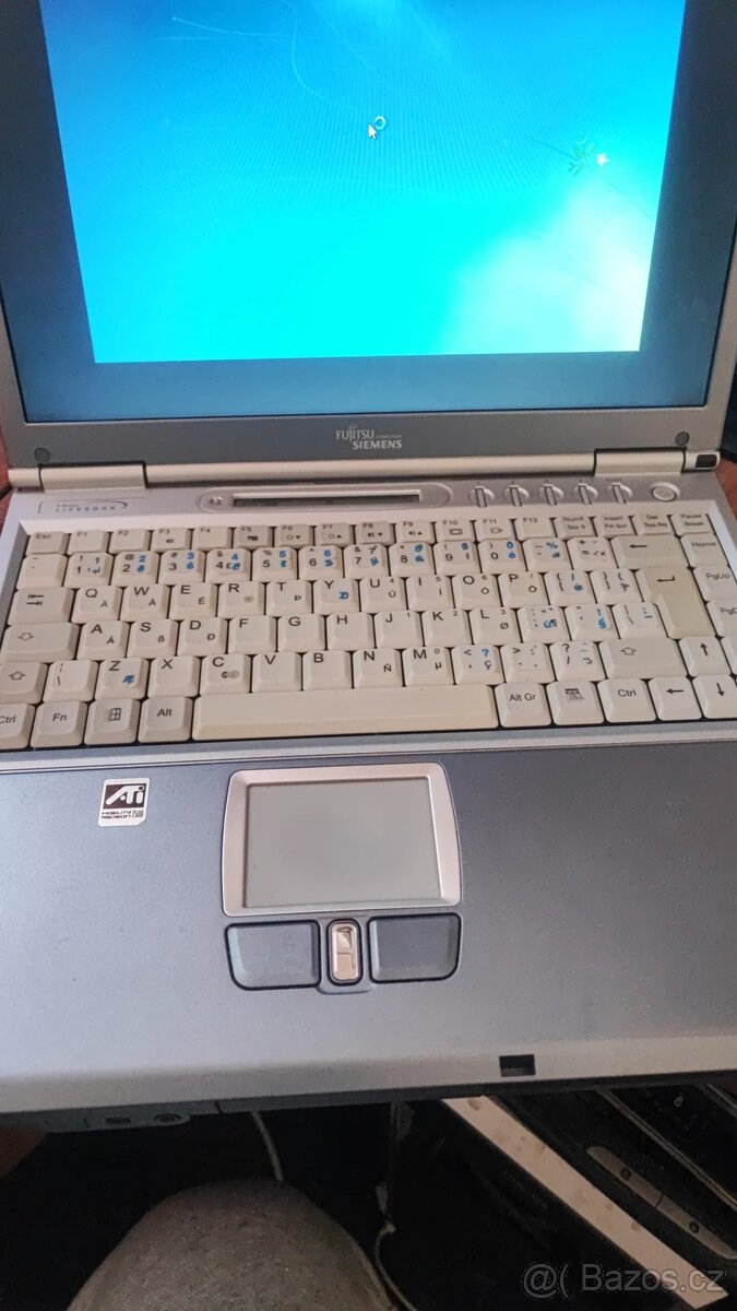 FUJITSU LIFEBOOK E7010 - funkční