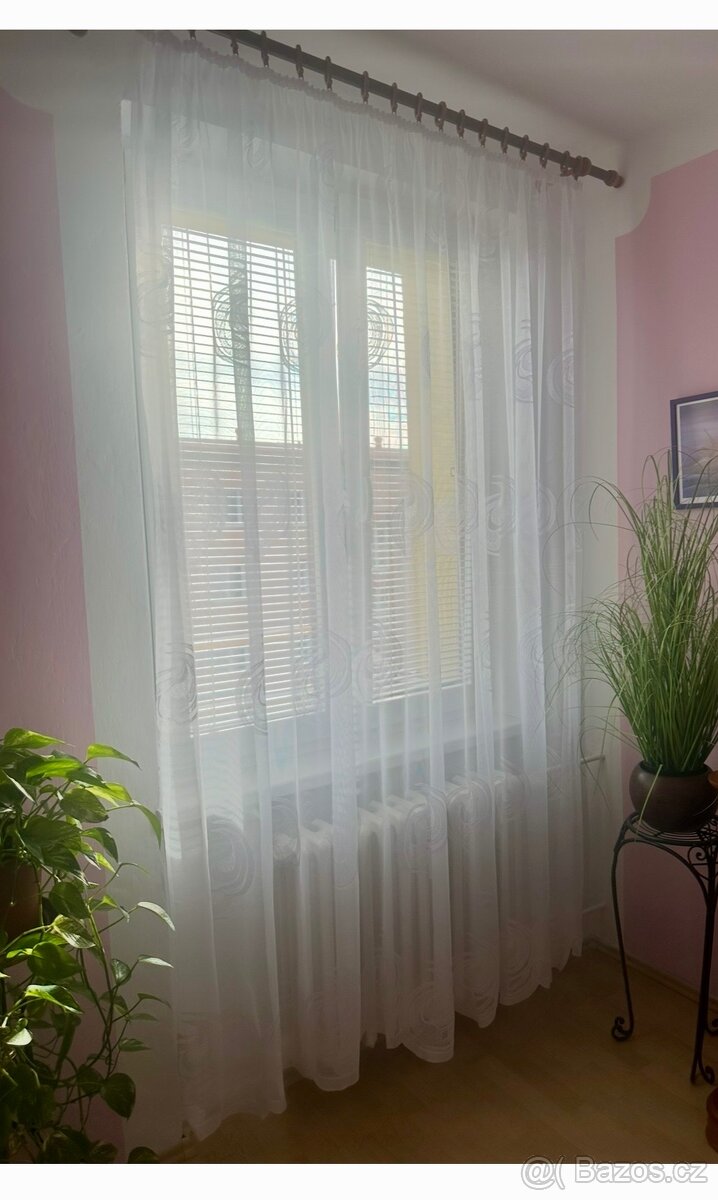 Záclony dlouhé