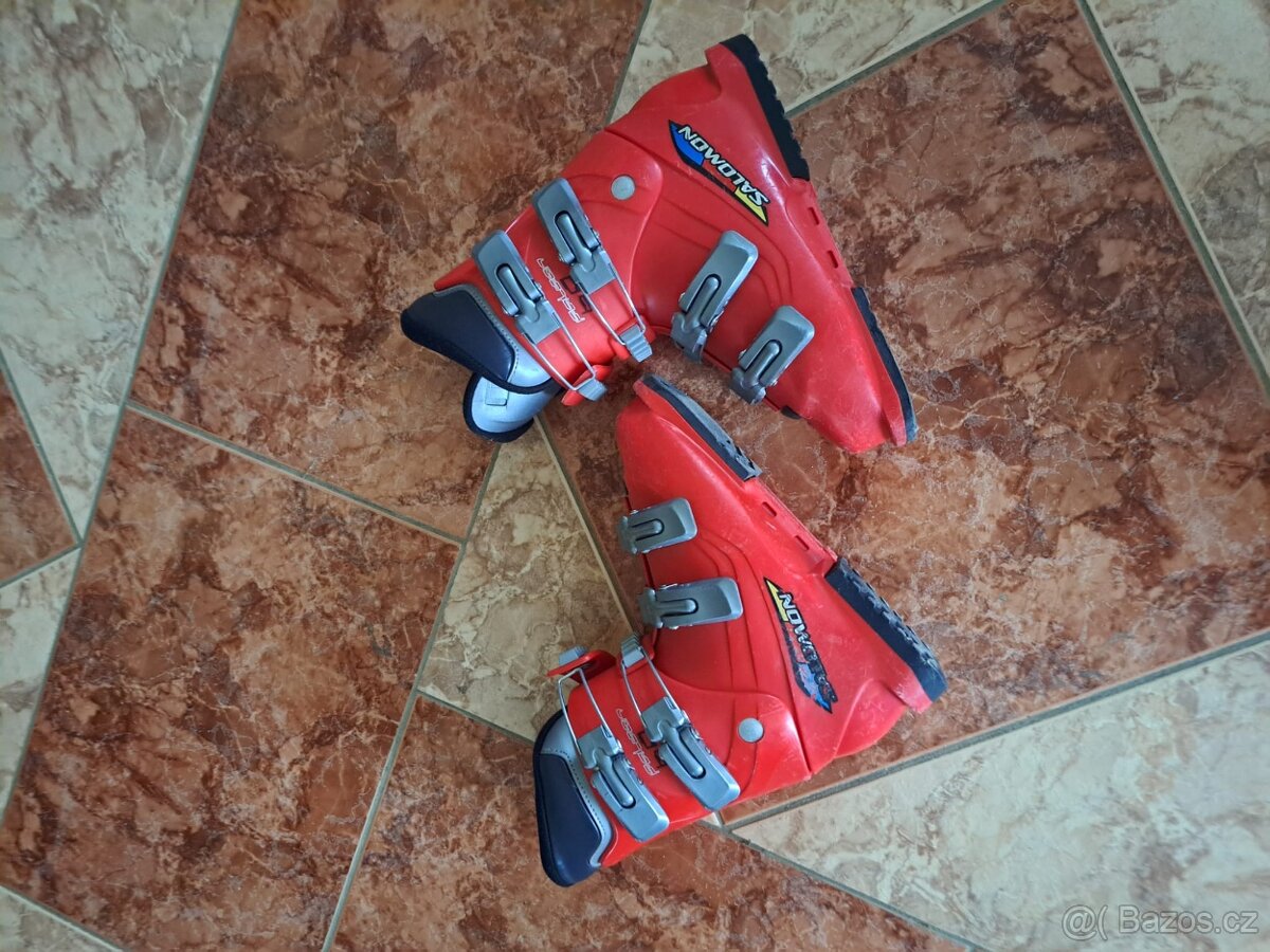 ZNAČKOVÉ LYŽÁKY SALOMON VEL.39, V PĚKNÉM STAVU