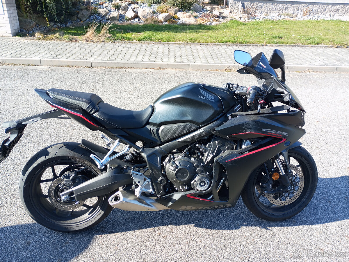 Honda CBR 650 R 2024 35 KW