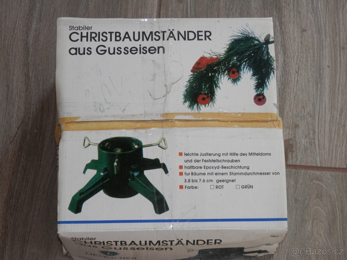 Litinový stojánek na vánoční stromeček.