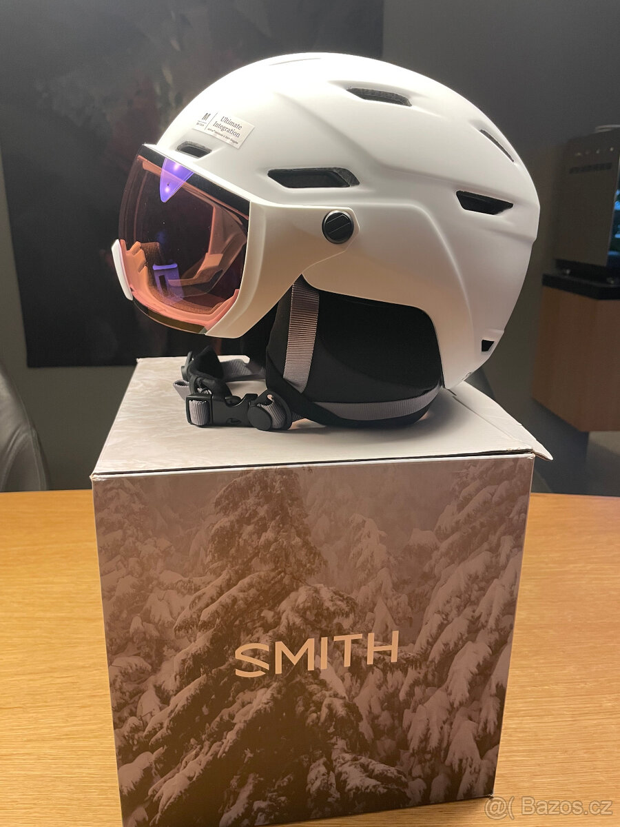 Lyžařská přilba SMITH