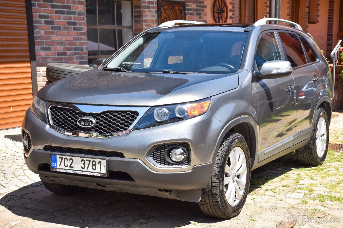 Kia Sorento 2.2 CRDI 145kw automat 4x4 7míst 2012