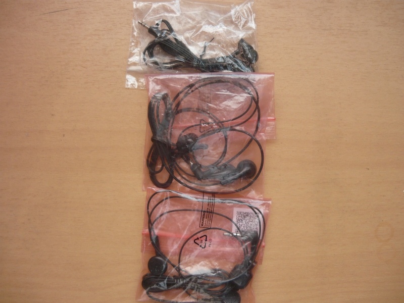 Nové sluchátka 3 ks