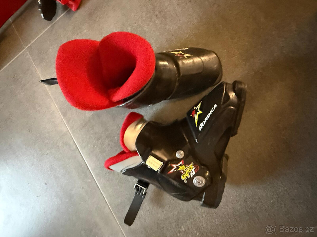 prodam lyzarske boty velikost 17.5 (detska 28)