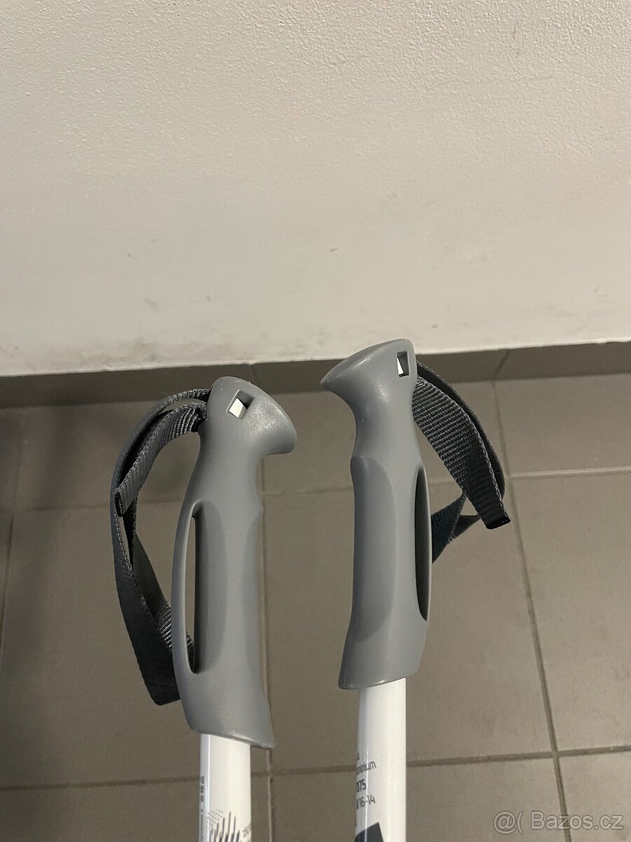 Dětské lyžařské hole Vario 500