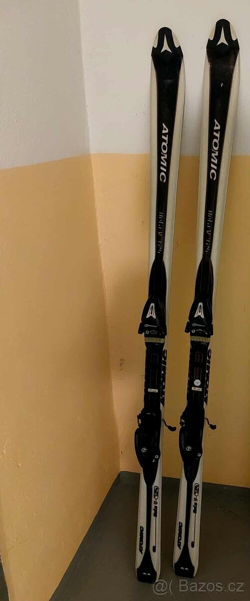 Sjezdové Lyže160cm Atomic