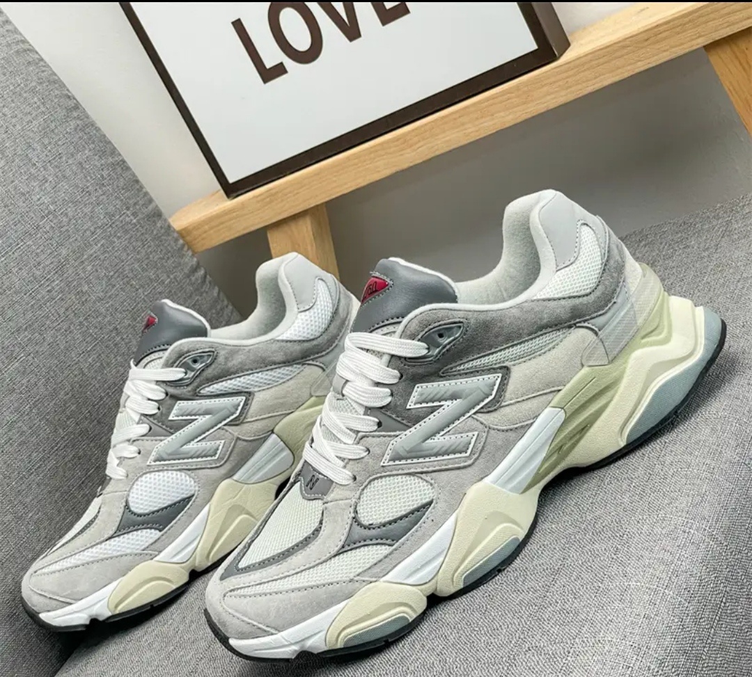 Pánské tenisky GP9060