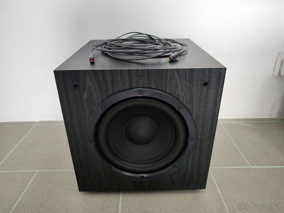 Jamo E7 Sub – výkonný aktivní subwoofer