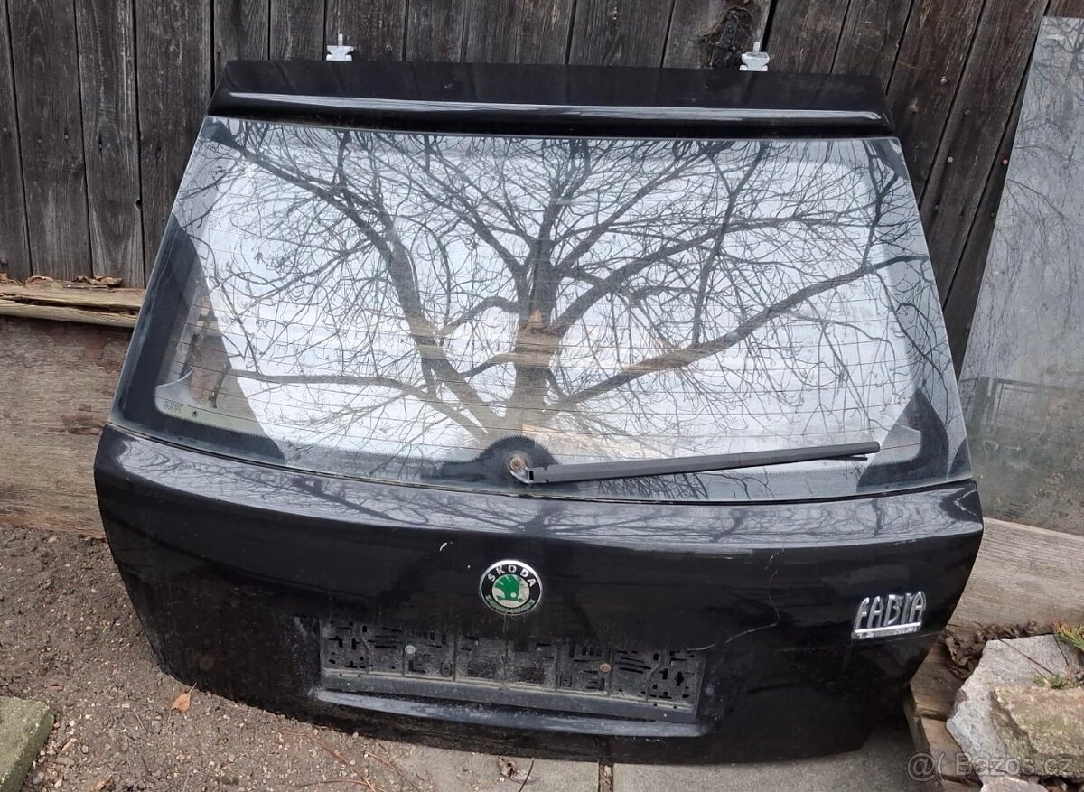 Zadní dveře Fabia 1, černé