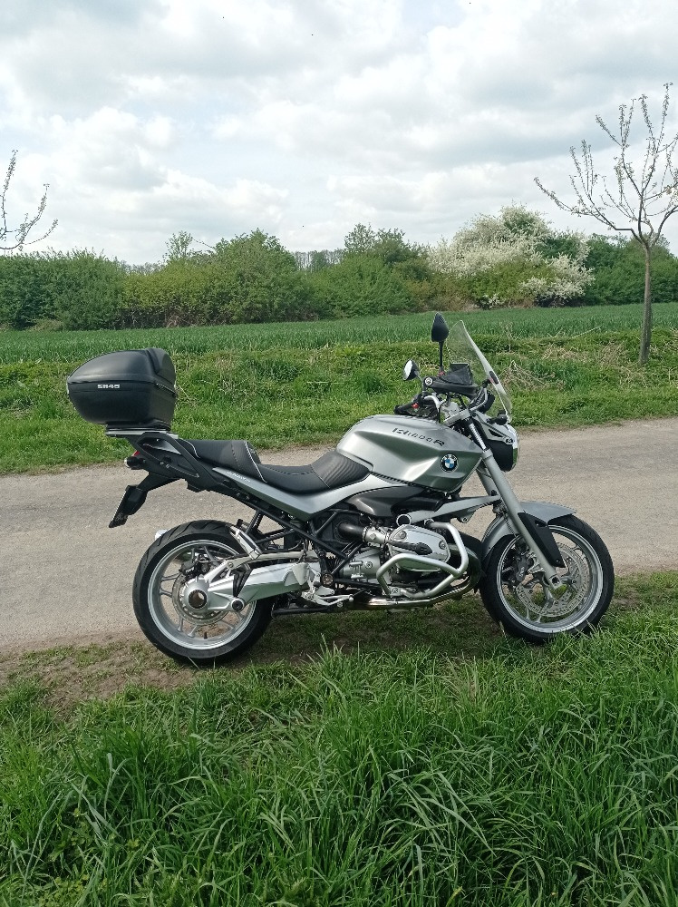 BMW R1200R