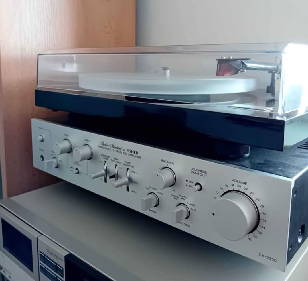 Zesilovač Fisher ca-2320
